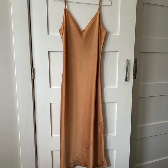 Wilfred Dresses & Skirts - Wilfred Peach Midi Slip Dress Spaghetti Strap